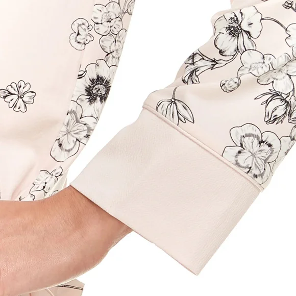 New Flora Nikrooz Ladies' Size M Pink and Black Pajama Set - Picture 7 of 13